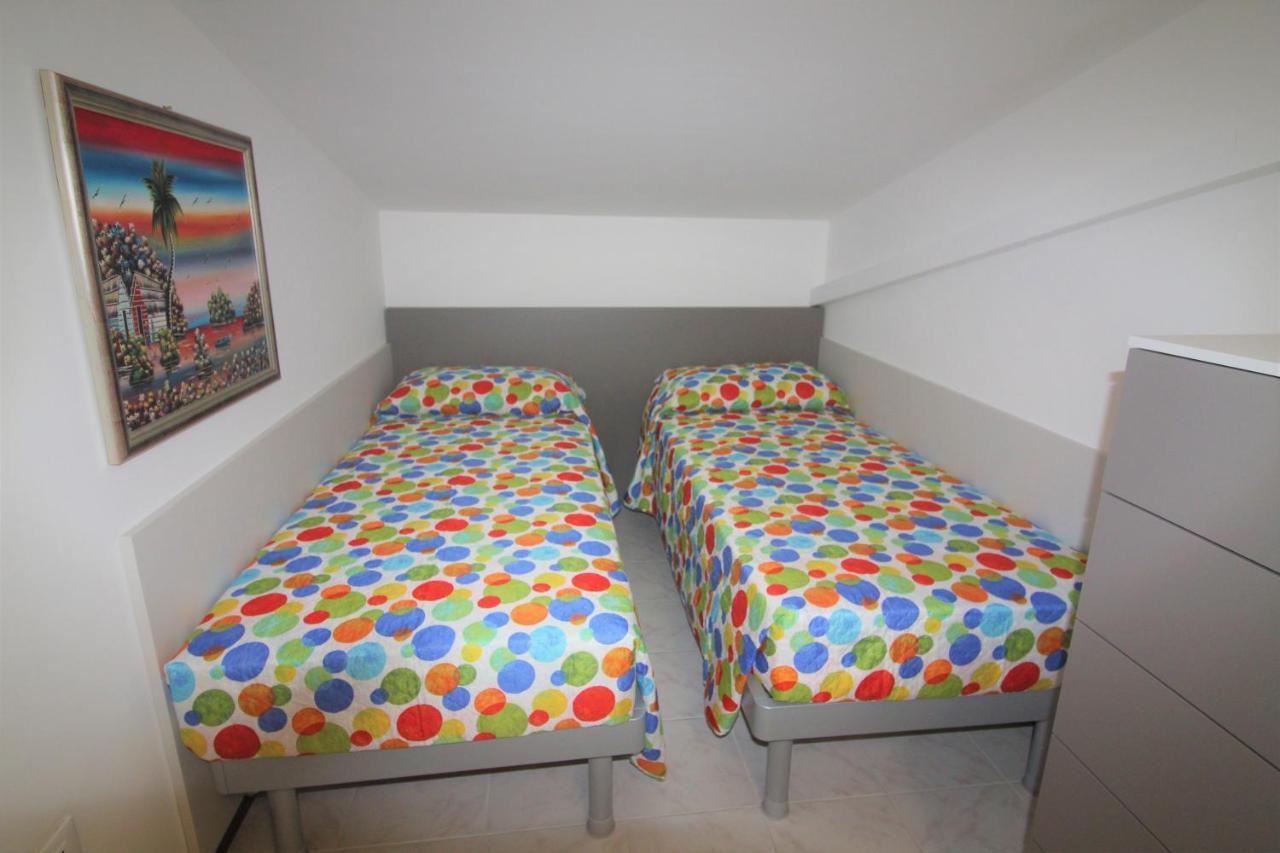 Residence Isvico Lignano Sabbiadoro Exterior photo